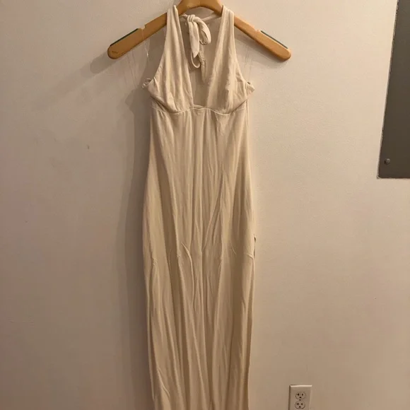 Oh Polly Cream Backless Halter Dress - Picture 7 of 10